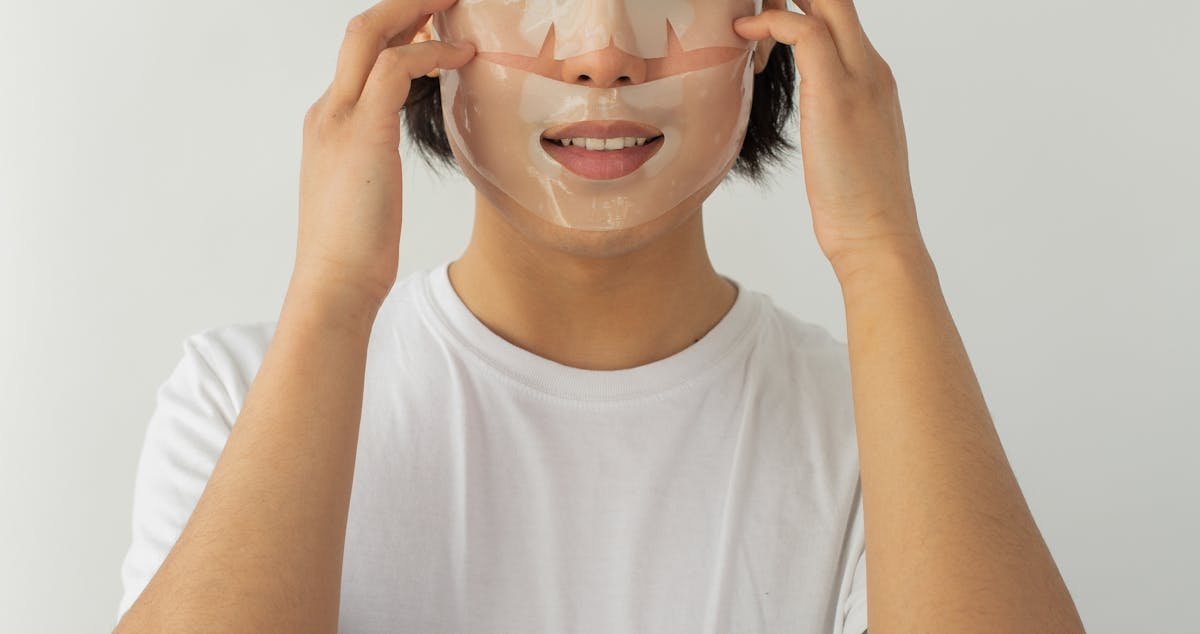 5‑Minute Sheet Mask—Radiant Complexion in 5 Minutes Before a Meeting